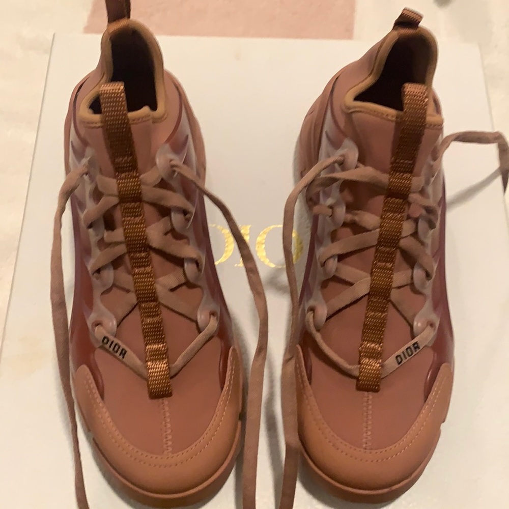 Dior Deep Nude D-Connect Sneakers